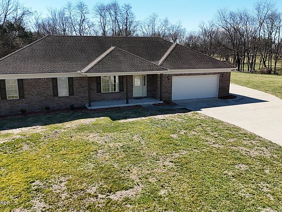 2nd image of 1020 Seminole Ct
