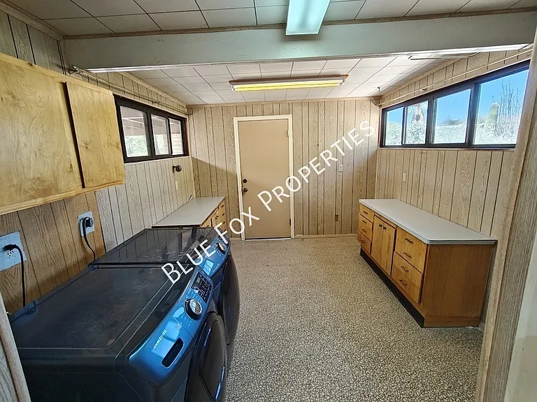 2781 W Calle Carapan — Photo 26