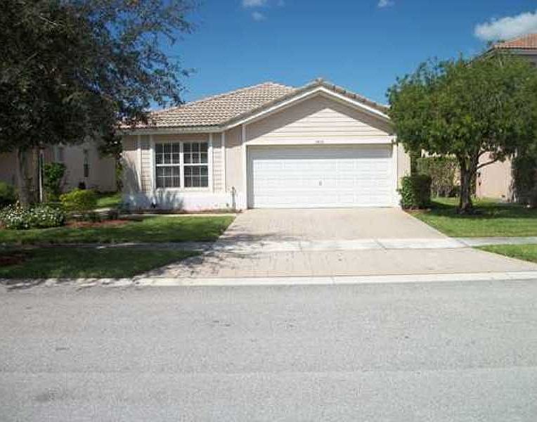 1st image of 7573 NW 70th Ave