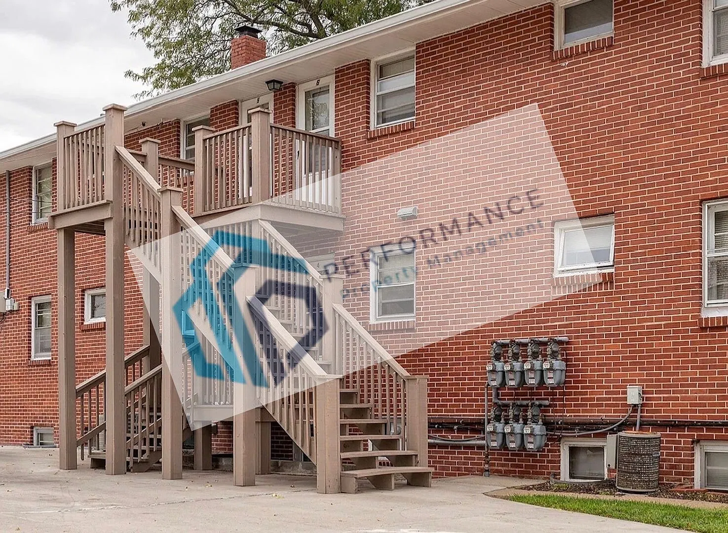Great Location! 2 Bedroom 1 Bath!! — Photo 2