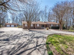 8341 Beatties Ford Rd, Charlotte, NC 28216