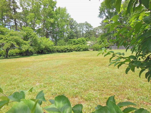 2nd image of 1973 Yacht Club Rd