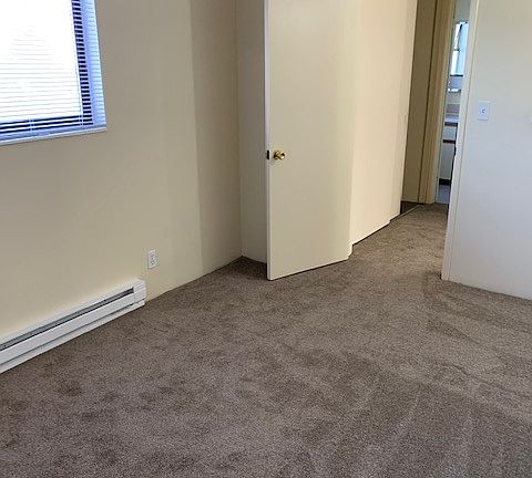 5th image of 4131 11th Ave NE APT 305