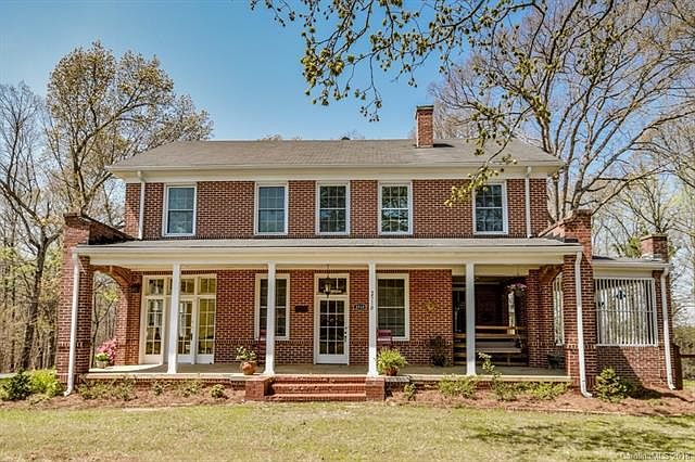 1st image of 2510 Shelton Ave