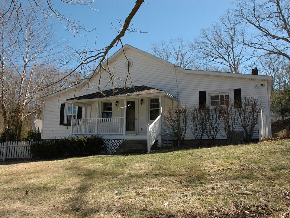 2nd image of 30 Park Ln