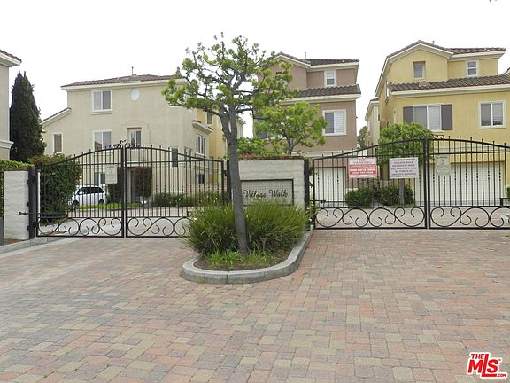 2nd image of 1854 Torrance Blvd