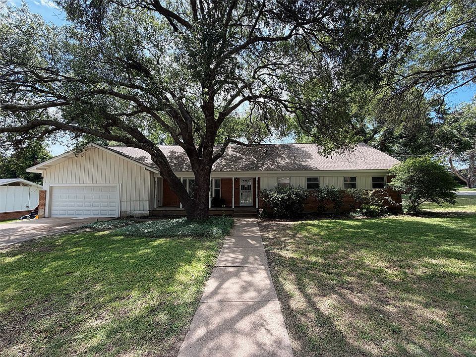 1st image of 3100 Cortez Dr