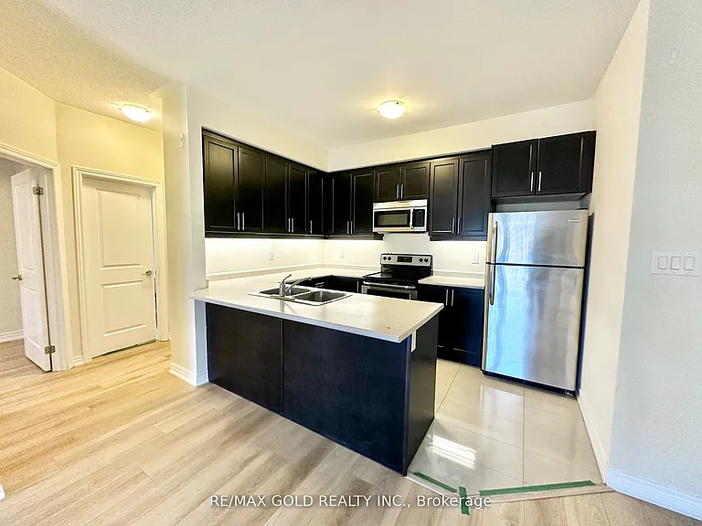 263 Georgian Dr #308 — Photo 11