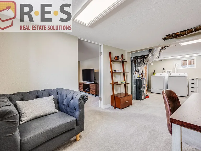 2203 S Humboldt St — Photo 14