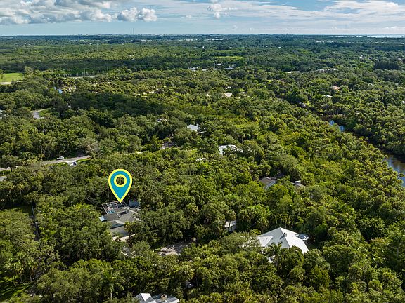 4th image of 2300 Canoe Creek Lane