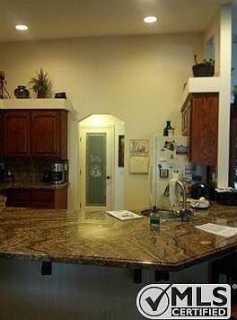 5th image of 14240 Woodland Dr