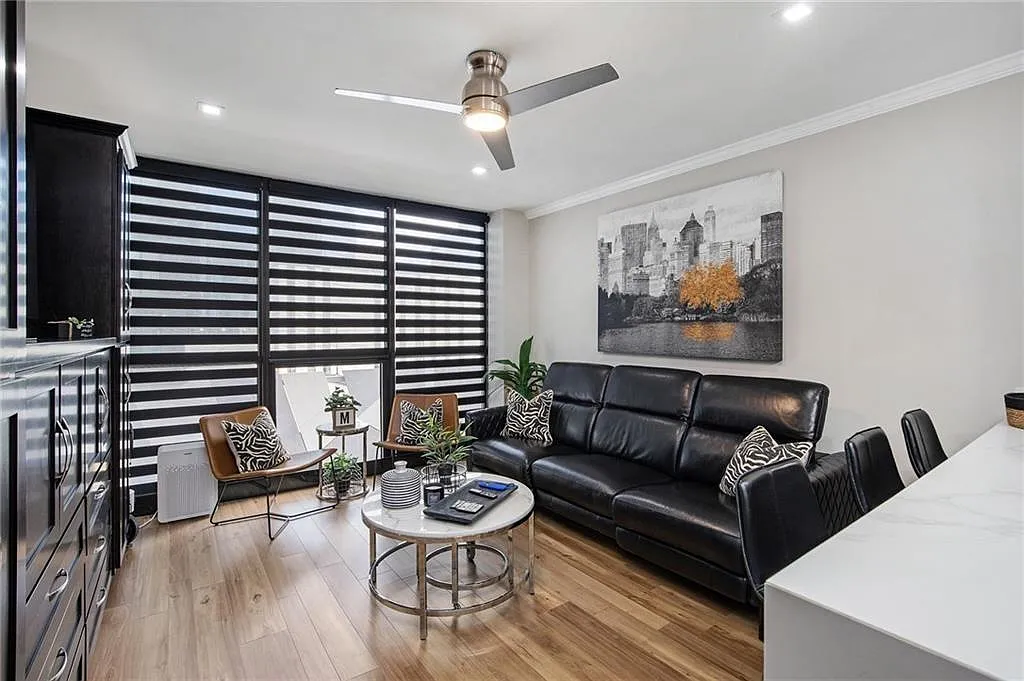 1 bed, 1.0 bath, 625 sqft, $2,000 — Photo 1