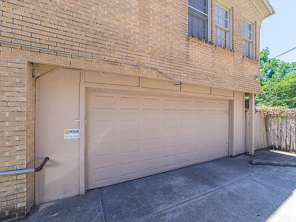 3rd image of 4124 Emerson Ave