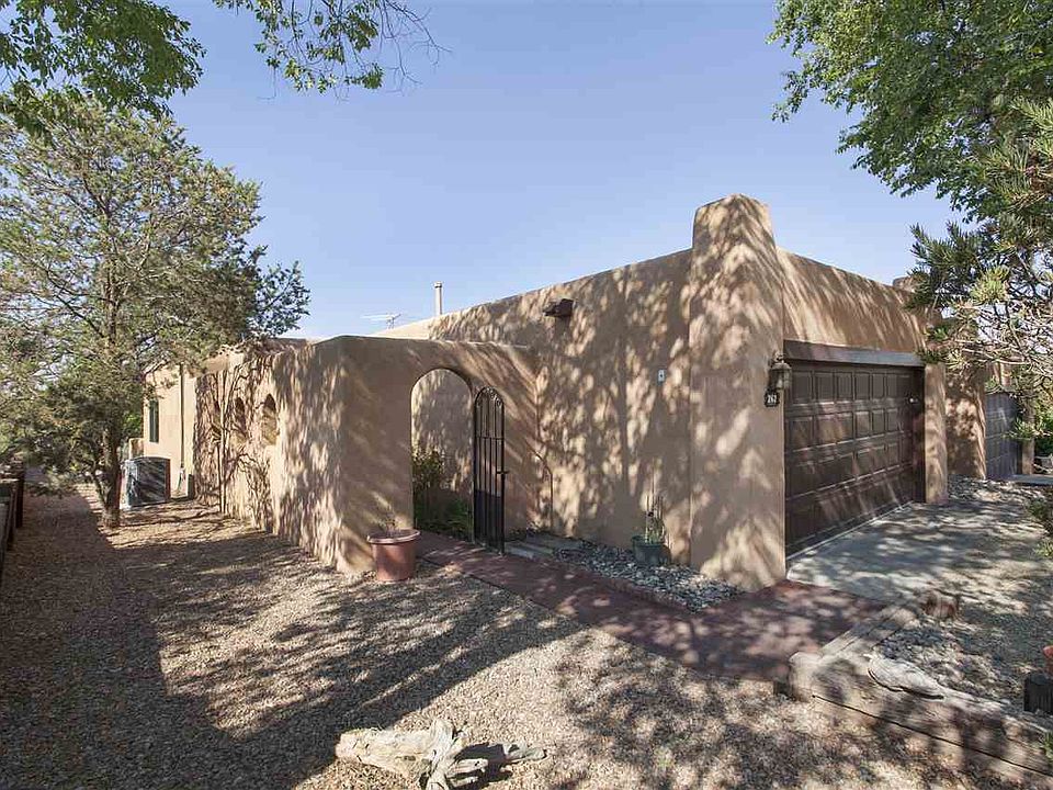1st image of 262 Camino De La Sierra