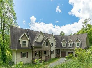 334 Coyote Cv, Franklin, NC 28734