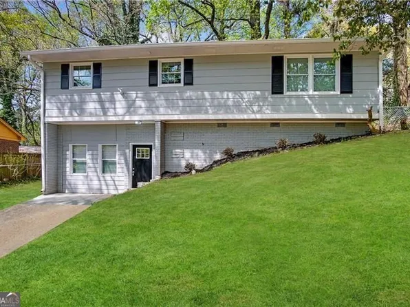 3169 Pennington Cir SW, Atlanta, GA 30354