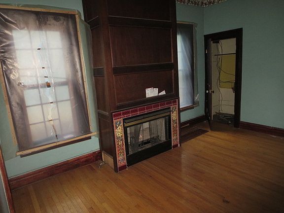2nd image of 449 North Ave