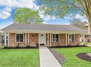 9002 Silver Spring Ln, Houston, TX 77025