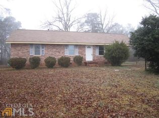 277 Grove St, Barnesville, GA 30204