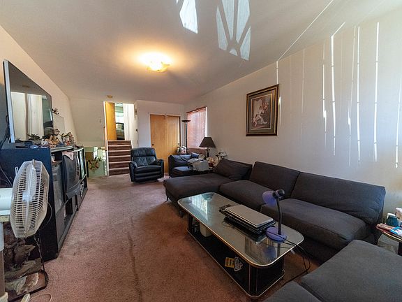 5th image of 338A Bradley Ave