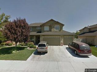 5262 N Toscana Ave, Meridian, ID 83646