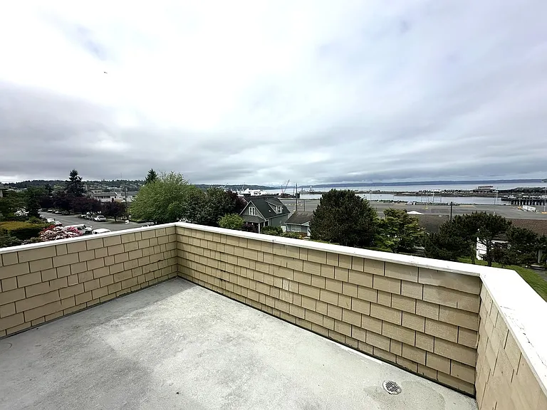 2317 Grand- 5 Unit — Photo 59