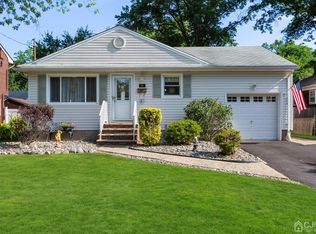 30 Lehigh St, Dunellen, NJ 08812