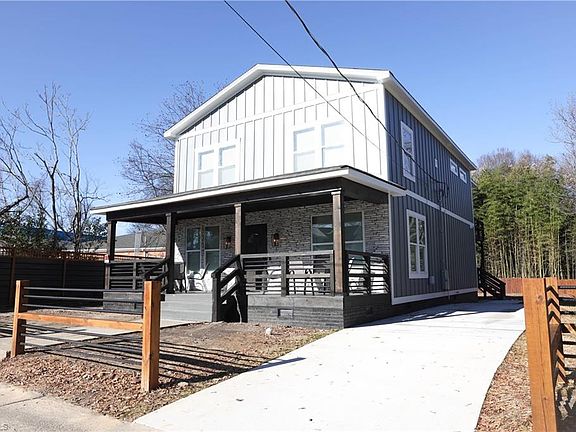 2nd image of 513 Julian St