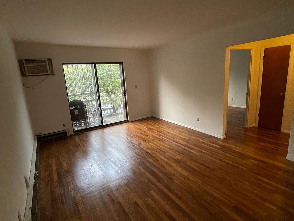1st image of 2971 Edson Ave Floor 2
