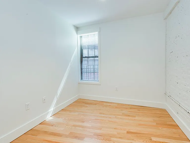 282 North St #6 — Photo 20