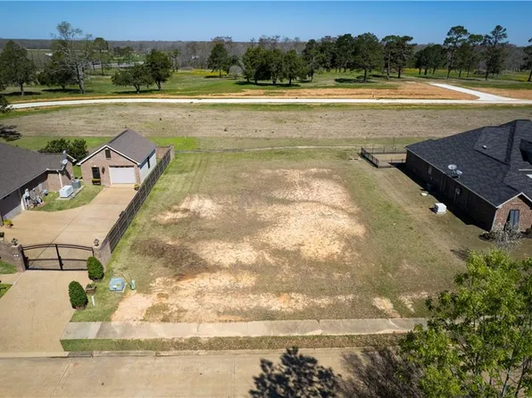 103 Clubhouse Dr, Woodworth, LA 71485