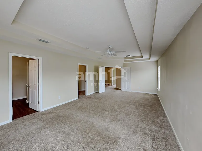 664 Mackenzie Cir — Photo 10