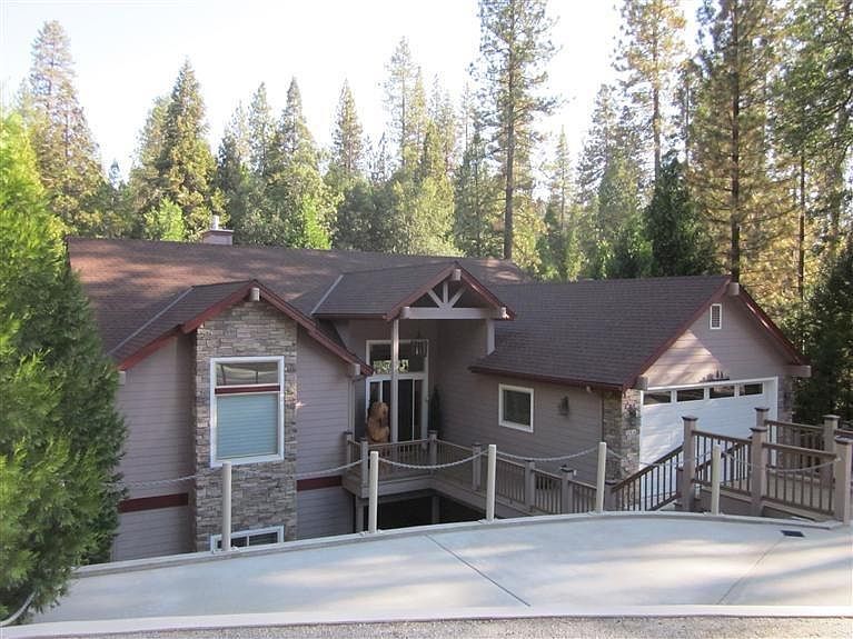 1st image of 53918 Creekside Ln
