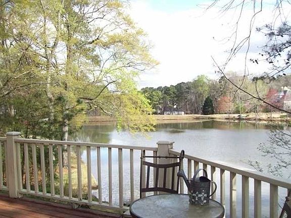 4th image of 127 Coopers Pond Dr