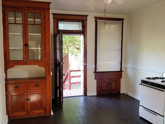 4th image of 4566 Varrelmann Ave Floor 1