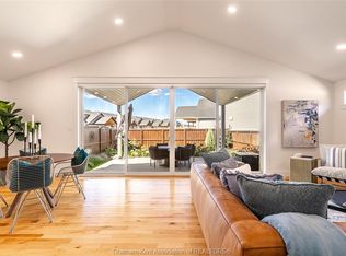 21 Cabot Trl, Chatham Kent, ON N7L0A4