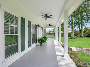 14370 Parkmeadow Dr, Prairieville, LA 70769