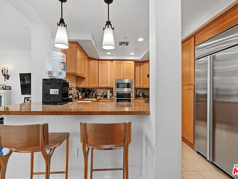 411 N Oakhurst Dr #305 — Photo 9