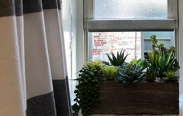 Rented by LJ Sloane Management | media 37