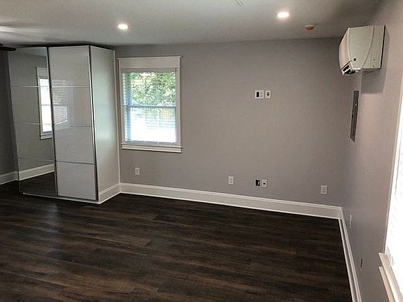 Studio entry
