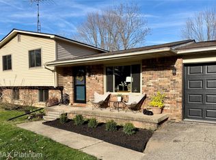 7085 Rivertown Rd, Swartz Creek, MI