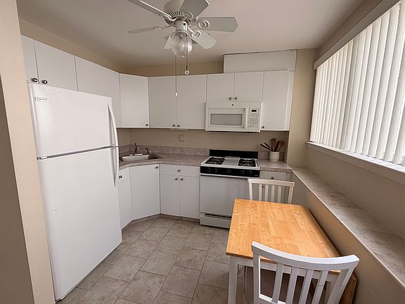 5th image of 109 Hecker St #2