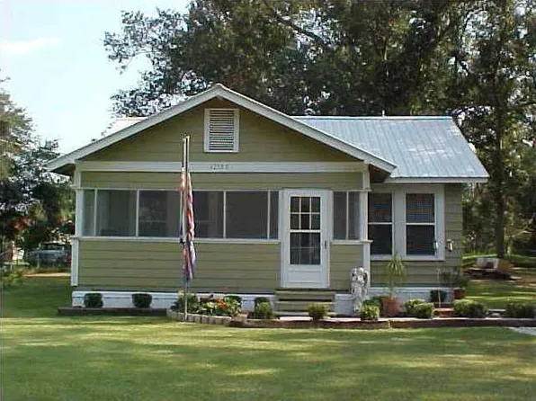 12595 Pecan St, Grand Bay, AL 36541