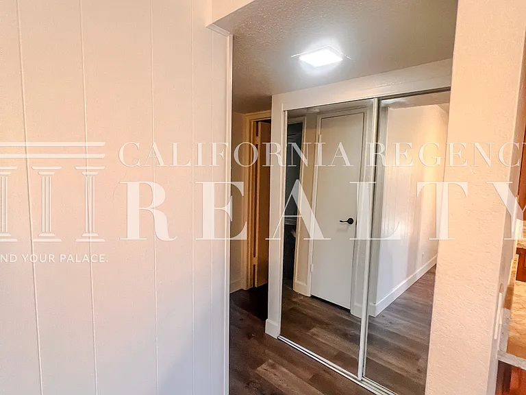 7047 Greenback Ln #A — Photo 8