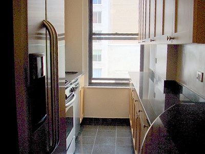 5th image of 210 E 68th St APT 0005G