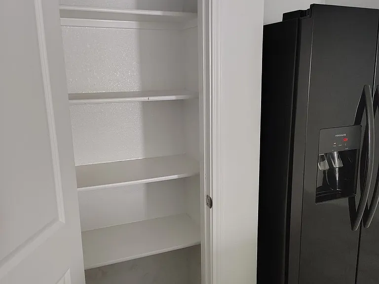 142 Plumcove Dr — Photo 25