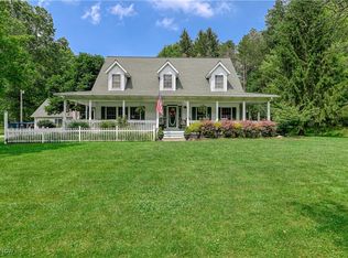 3043 E Wallings Rd, Broadview Heights, OH 44147