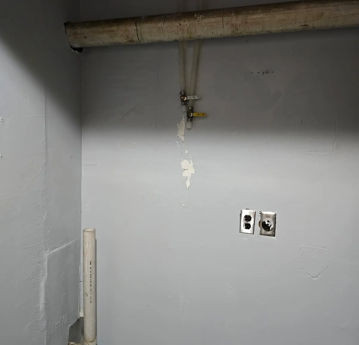 4 bed, $2,000 — Photo 4