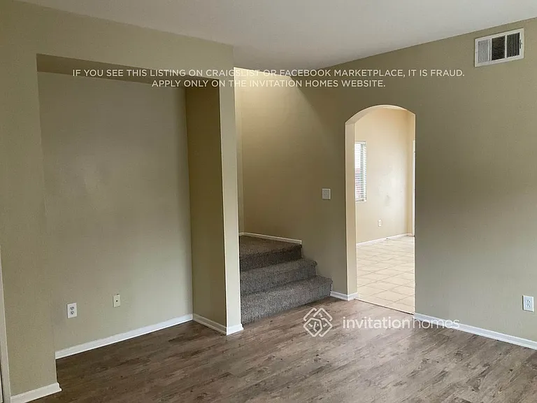 26186 Lawrence Union Dr — Photo 3