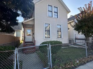 915 W Walker St, Milwaukee, WI 53204